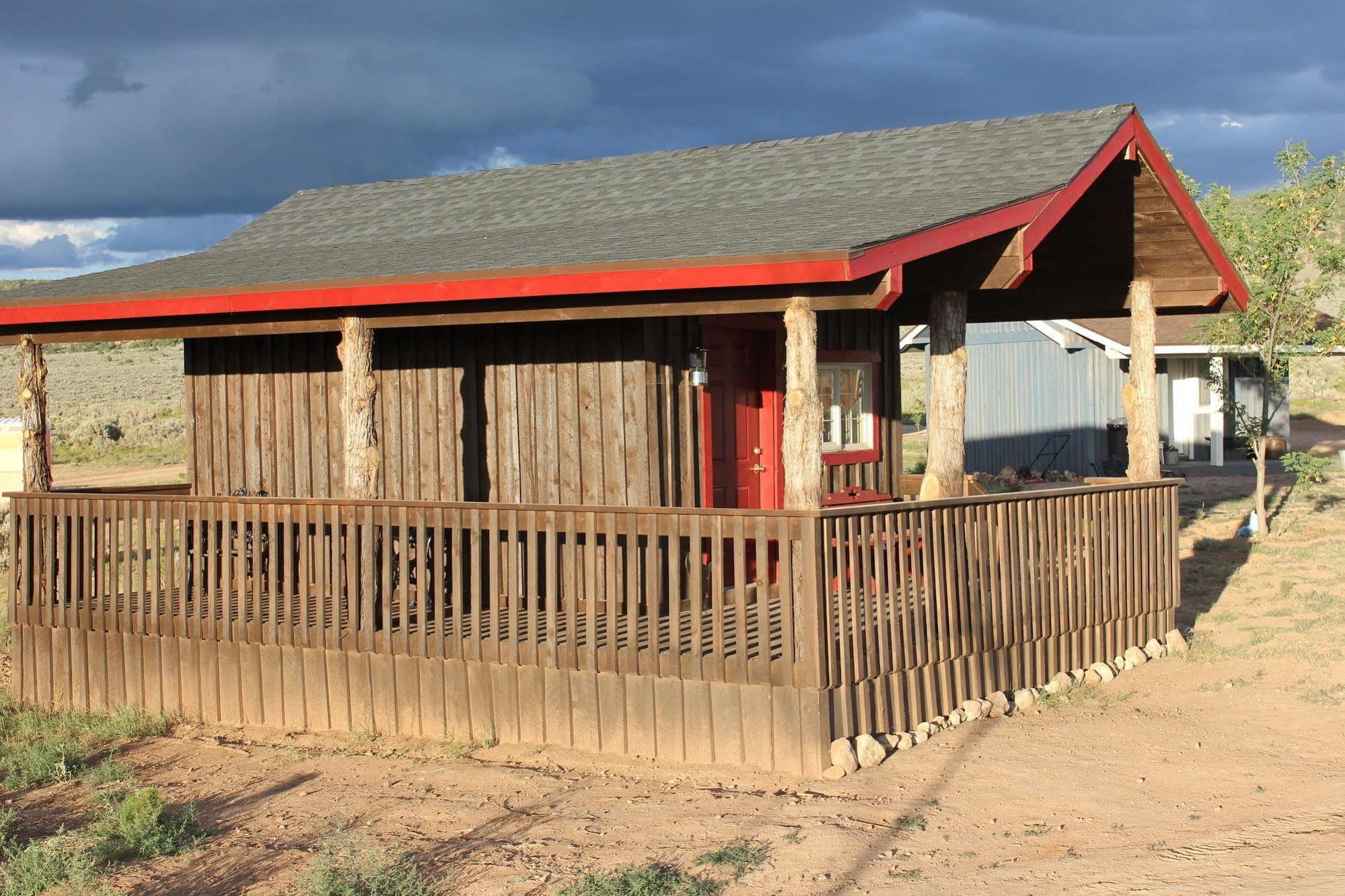 Отель Grand Canyon Ranch & Outfitters Fredonia Экстерьер фото